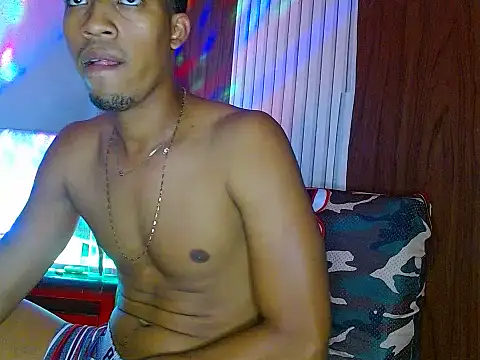 andreswj bigcock23 online show from October 3, 6:32 am