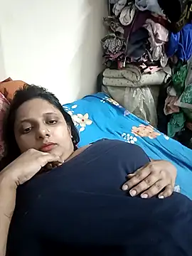 Money000000 online show from October 2, 8:27 pm
