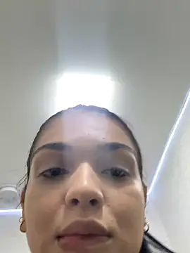 Snapshot of catalina_garciaa chatting on November 4, 6:07 pm catalina garciaa online show from November 4, 6:07 pm