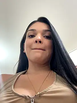 Snapshot of catalina_garciaa chatting on November 21, 6:39 pm catalina garciaa online show from November 21, 6:39 pm
