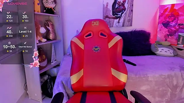 Snapshot of emma_soffia chatting on November 7, 11:49 pm emma soffia online show from November 7, 11:49 pm