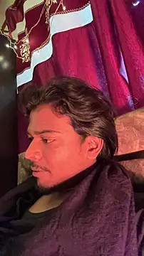 Snapshot of Ujjwallkumar0069 chatting on December 2, 7:47 am Ujjwallkumar0069 online show from December 2, 7:47 am