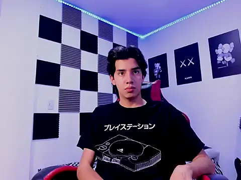 Snapshot of jeycobb chatting on November 22, 1:32 pm jeycobb online show from November 22, 1:32 pm