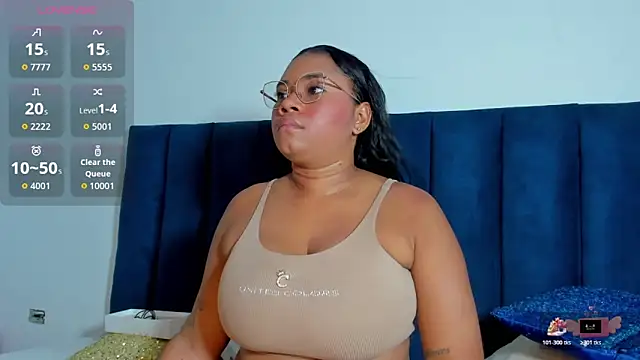 Ahilyn online show from December 4, 7:00 pm