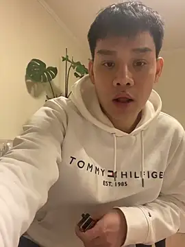 Snapshot of latava chatting on October 16, 5:58 pm latava online show from October 16, 5:58 pm