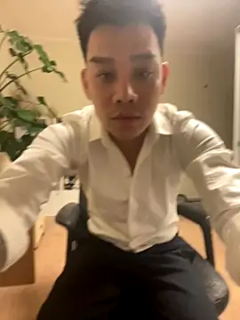 Snapshot of latava chatting on October 21, 3:24 pm latava online show from October 21, 3:24 pm