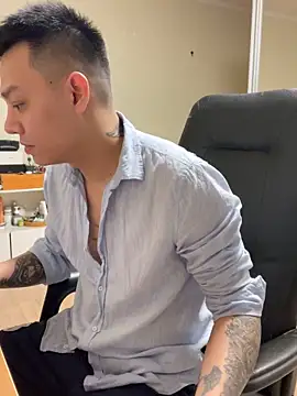 Snapshot of latava chatting on November 9, 3:43 pm latava online show from November 9, 3:43 pm