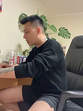 Snapshot of latava chatting on November 13, 6:07 pm latava online show from November 13, 6:07 pm