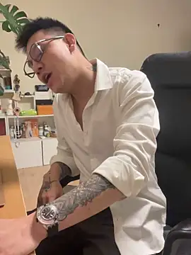 Snapshot of latava chatting on November 18, 5:39 pm latava online show from November 18, 5:39 pm