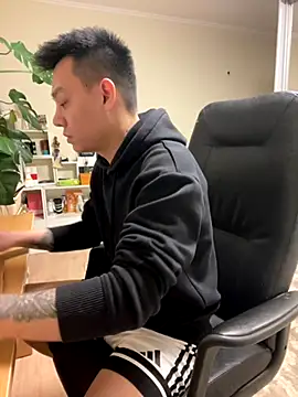 Snapshot of latava chatting on November 21, 4:05 pm latava online show from November 21, 4:05 pm