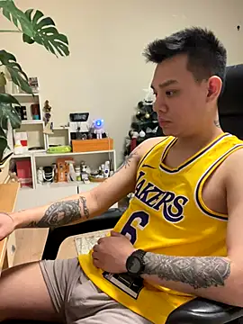 Snapshot of latava chatting on November 22, 4:28 pm latava online show from November 22, 4:28 pm