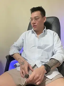 Snapshot of latava chatting on December 14, 7:07 pm latava online show from December 14, 7:07 pm