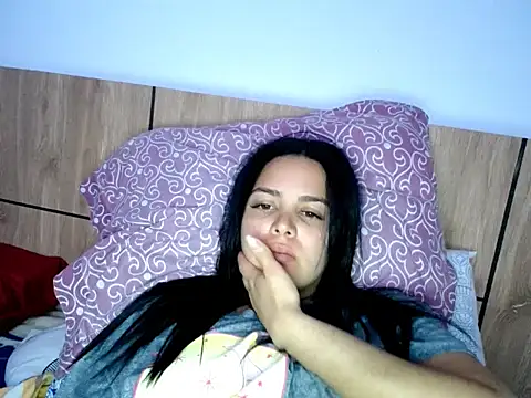 paulavargas23 online show from October 7, 10:18 pm