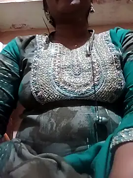 Priyanka hot54 online show from October 24, 6:48 pm