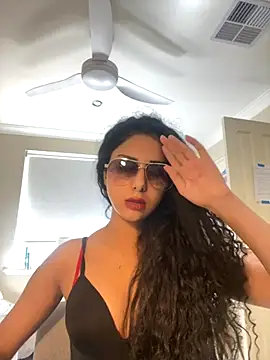 iwantyoutospoilmedaddy76 online show from October 3, 7:27 am