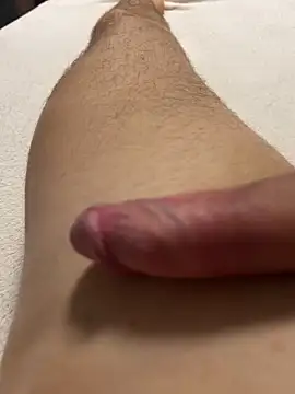 Snapshot of GiNo_93 chatting on October 20, 6:14 am GiNo 93 online show from October 20, 6:14 am