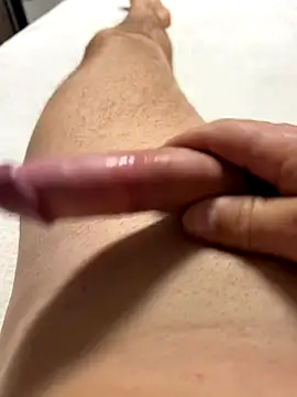 Snapshot of GiNo_93 chatting on October 23, 6:45 am GiNo 93 online show from October 23, 6:45 am