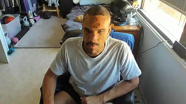 CassiusJohnson online show from April 15, 2:07 am