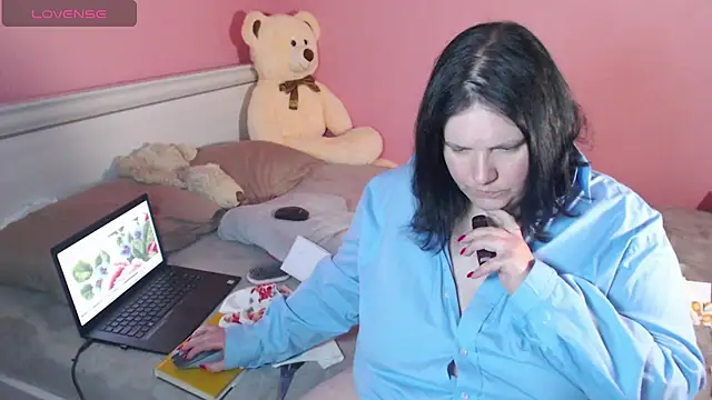 Snapshot of _alexandra_ray_ chatting on December 13, 7:53 pm alexandra ray online show from December 13, 7:53 pm