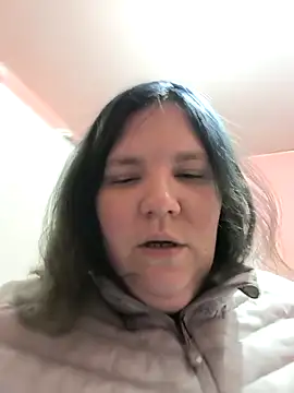  alexandra ray  online show from April 16, 11:11 am