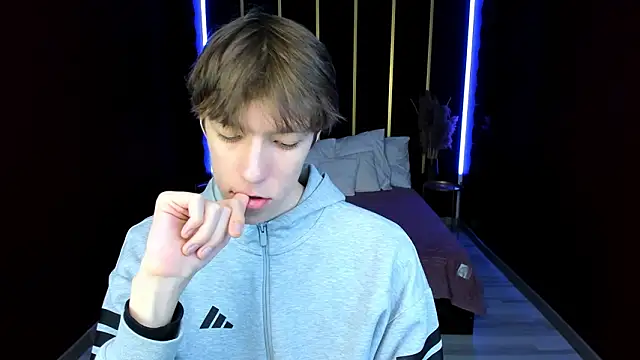 MarkBranston online show from February 22, 10:47 am