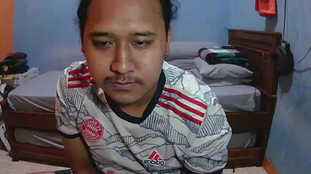 latexidn online show from February 1, 4:49 pm