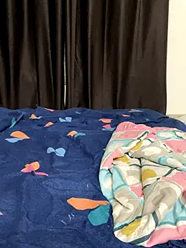 Snapshot of vickyandtania chatting on October 8, 4:26 pm vickyandtania online show from October 8, 4:26 pm