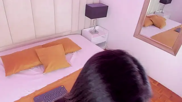 Alanha   online show from December 16, 3:11 am