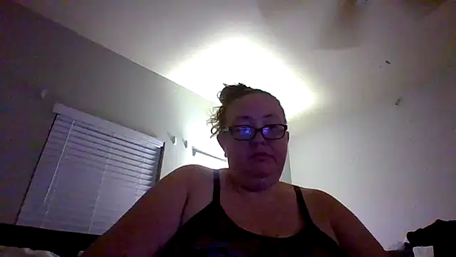 Snapshot of SexyFunSummer chatting on October 9, 1:58 am SexyFunSummer online show from October 9, 1:58 am