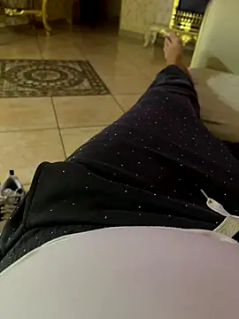 Snapshot of Bionda19 chatting on October 20, 9:04 pm Bionda19 online show from October 20, 9:04 pm