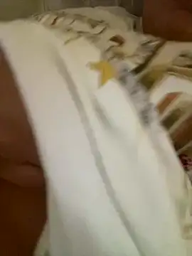 Snapshot of Bionda19 chatting on November 5, 2:06 pm Bionda19 online show from November 5, 2:06 pm