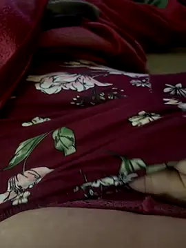 Snapshot of Bionda19 chatting on November 7, 12:10 am Bionda19 online show from November 7, 12:10 am