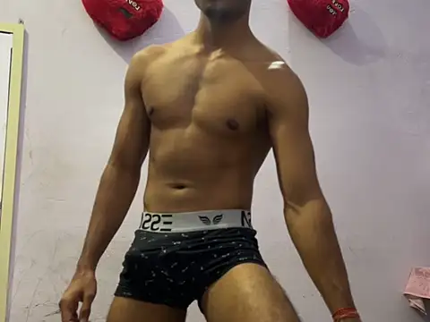 OooYessboyy online show from July 14, 6:35 pm