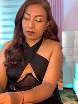 Snapshot of CharlotteMilf_ chatting on October 9, 2:26 pm CharlotteMilf online show from October 9, 2:26 pm