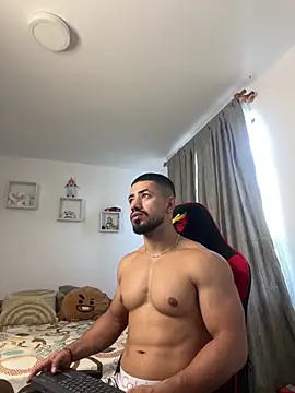 Snapshot of Ezzio_Scolaro chatting on December 14, 1:05 pm Ezzio Scolaro online show from December 14, 1:05 pm