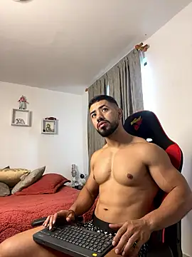 Ezzio Scolaro online show from January 9, 11:57 am