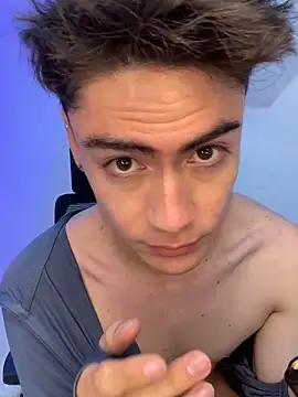 Sam Clark online show from October 15, 4:01 am