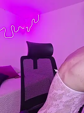 Sam Clark online show from November 26, 4:35 am