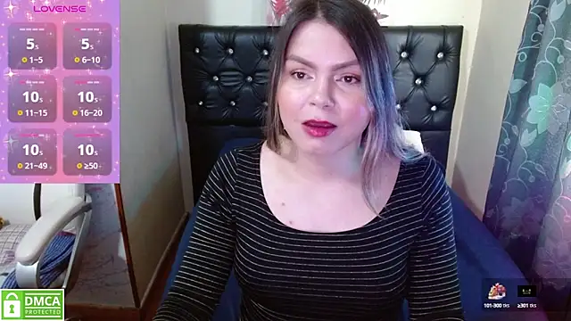 Snapshot of Cynthi-Sweet chatting on October 11, 4:49 pm Cynthi-Sweet online show from October 11, 4:49 pm