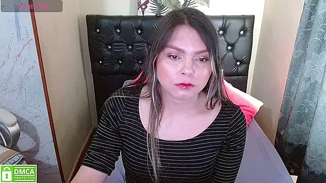 Snapshot of Cynthi-Sweet chatting on November 11, 7:03 pm Cynthi-Sweet online show from November 11, 7:03 pm