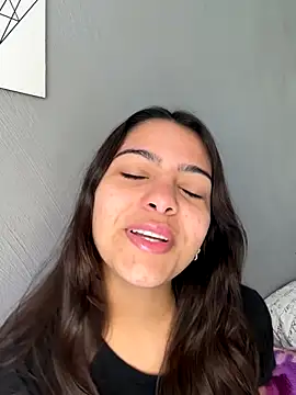 liz maciel online show from October 7, 12:57 pm