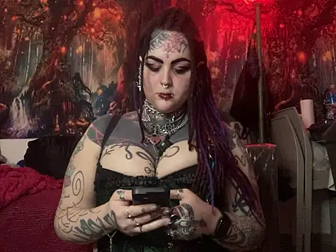 Snapshot of nyxvelon chatting on December 18, 8:59 pm nyxvelon online show from December 18, 8:59 pm