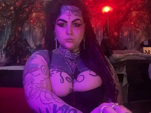 Snapshot of nyxvelon chatting on April 8, 7:58 pm nyxvelon online show from April 8, 7:58 pm