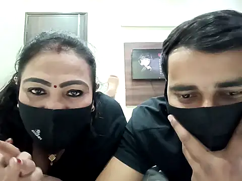 horny milf couple online show from October 16, 4:52 pm