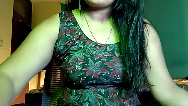 horny milf couple online show from May 24, 6:35 pm