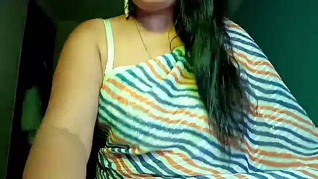 horny milf couple online show from May 30, 10:23 am