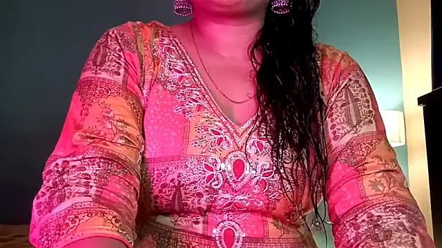 horny milf couple online show from July 16, 4:46 pm