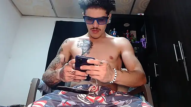 imsammytop online show from December 17, 1:55 am