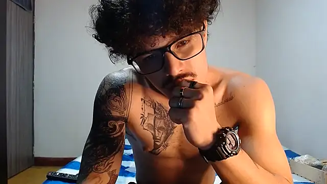 imsammytop online show from June 12, 6:45 am
