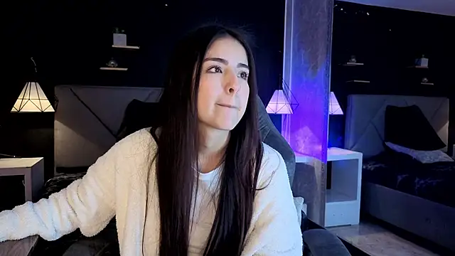 Snapshot of giapearl25 chatting on November 3, 2:40 pm giapearl25 online show from November 3, 2:40 pm